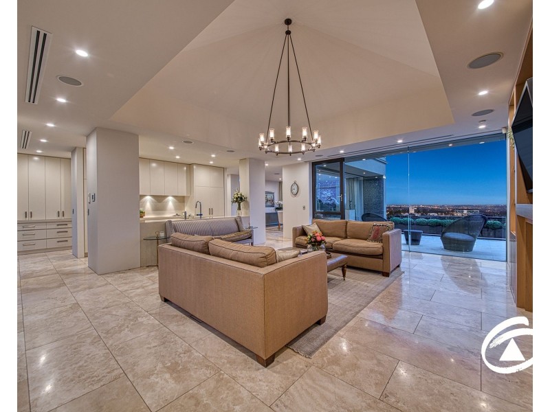 7/48 Langmore Lane, Berwick VIC 3806