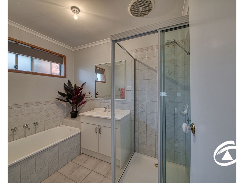 3 Gifford Close, Berwick VIC 3806