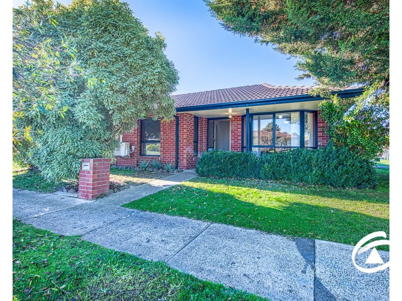 1/2 Shiraz Crescent, Narre Warren VIC 3805