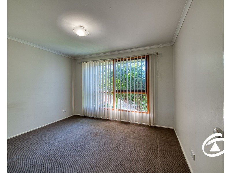 1/2 Shiraz Crescent, Narre Warren VIC 3805