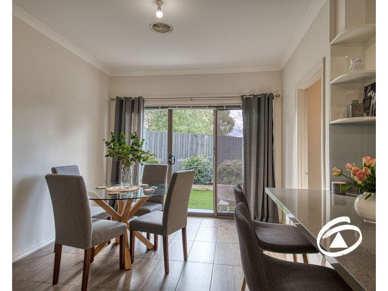 7/10-12 Innes Court, Berwick VIC 3806