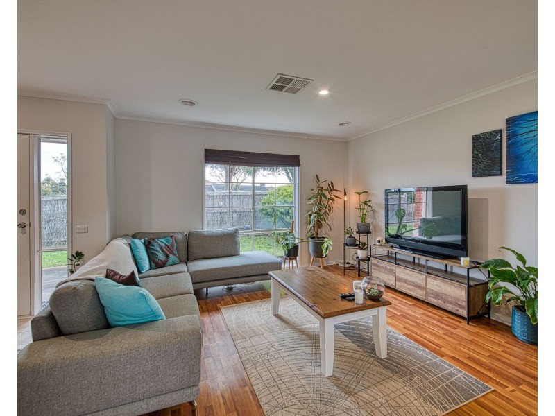 137 Bemersyde Drive, Berwick VIC 3806