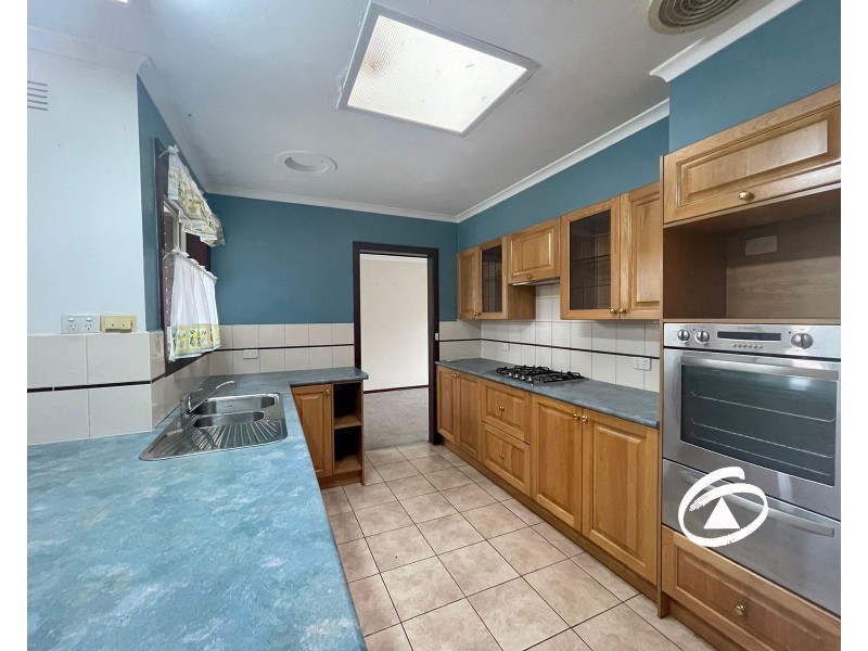 41 Meadow Wood Walk, Narre Warren VIC 3805