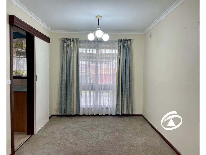 41 Meadow Wood Walk, Narre Warren VIC 3805