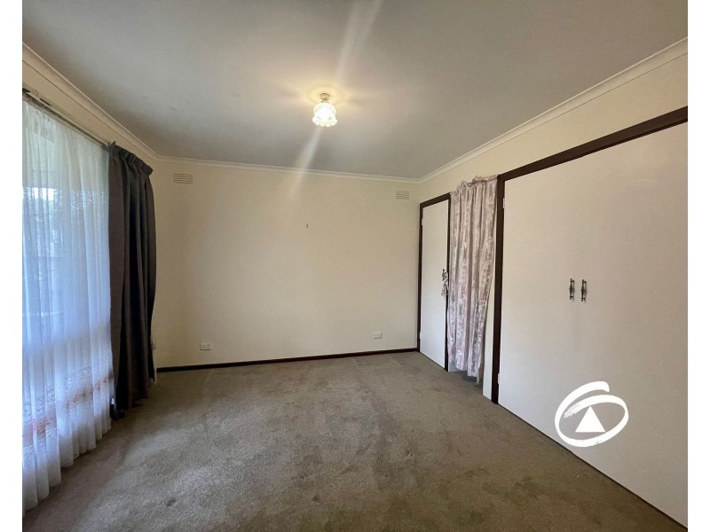 41 Meadow Wood Walk, Narre Warren VIC 3805