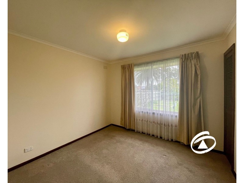 41 Meadow Wood Walk, Narre Warren VIC 3805
