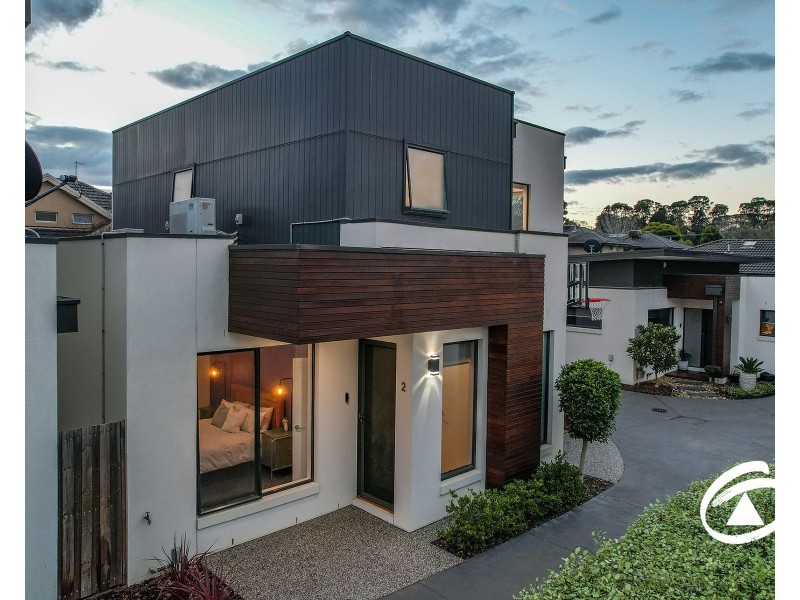 2/5 Gamble Avenue, Berwick VIC 3806