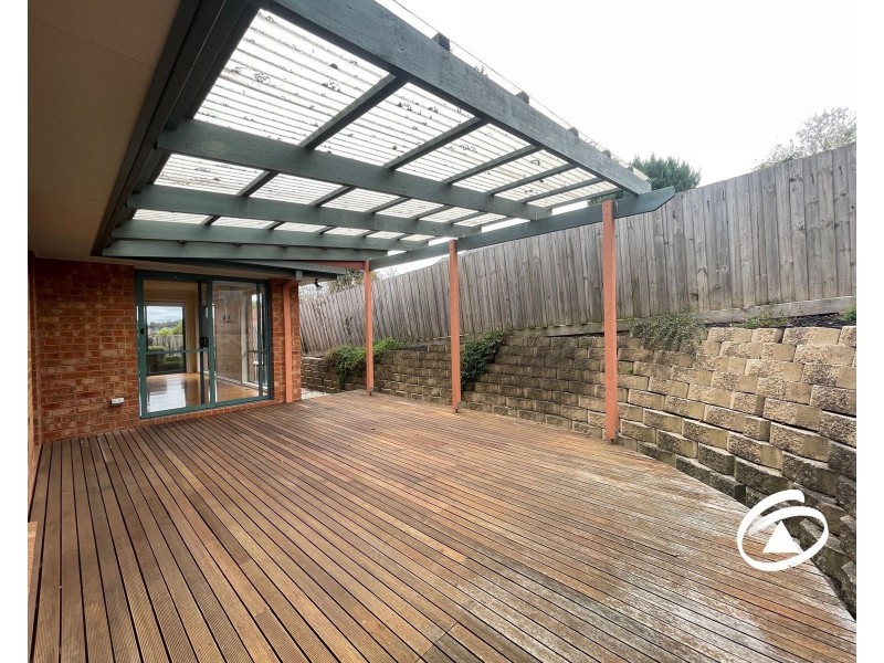 2/103 High Street, Berwick VIC 3806