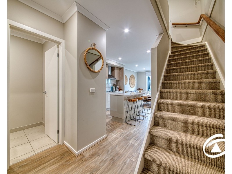 10 Atica Walk, Clyde North VIC 3978