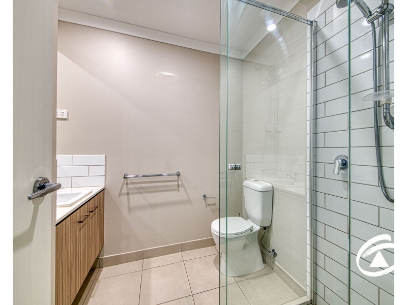 10 Atica Walk, Clyde North VIC 3978