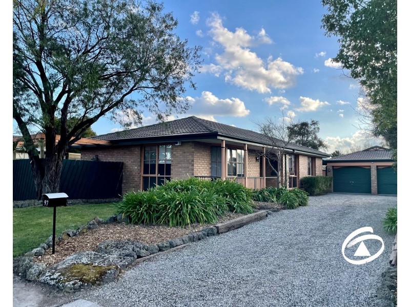 97 Kurrajong Road, Narre Warren VIC 3805