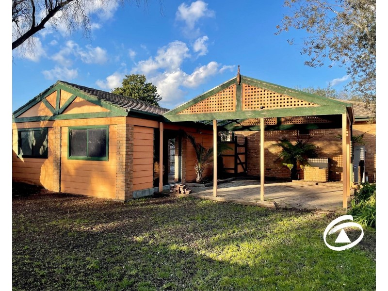 97 Kurrajong Road, Narre Warren VIC 3805