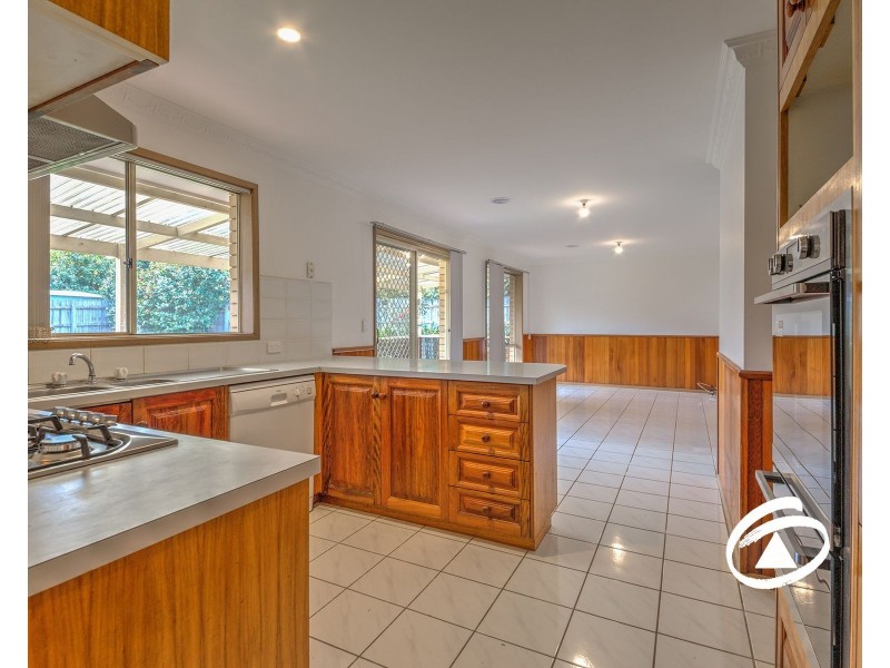 4 Cliff Court, Narre Warren VIC 3805