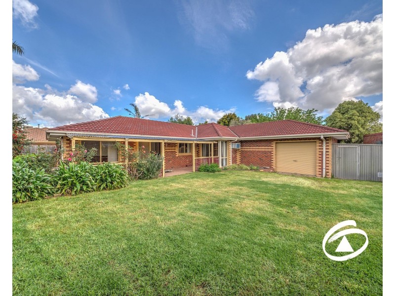 4 Cliff Court, Narre Warren VIC 3805