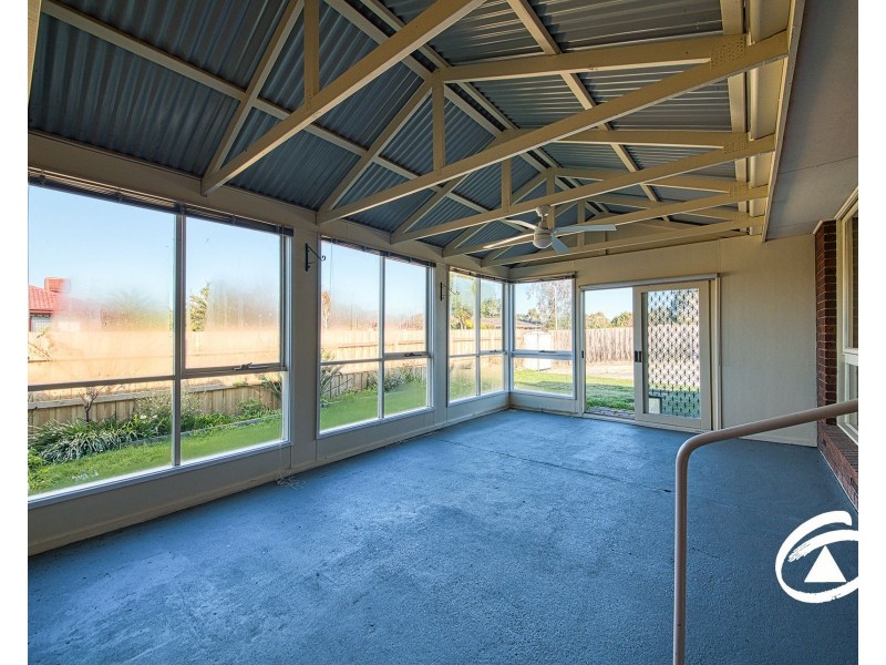 9 Columbia Road, Narre Warren VIC 3805