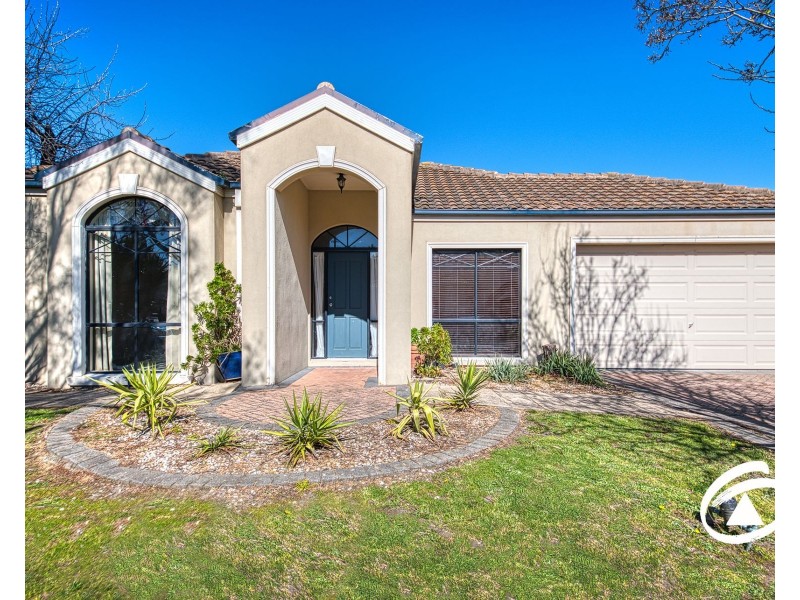 3 Clocktower Court, Berwick VIC 3806