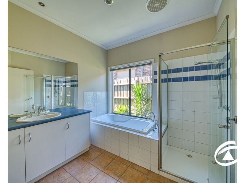 3 Clocktower Court, Berwick VIC 3806