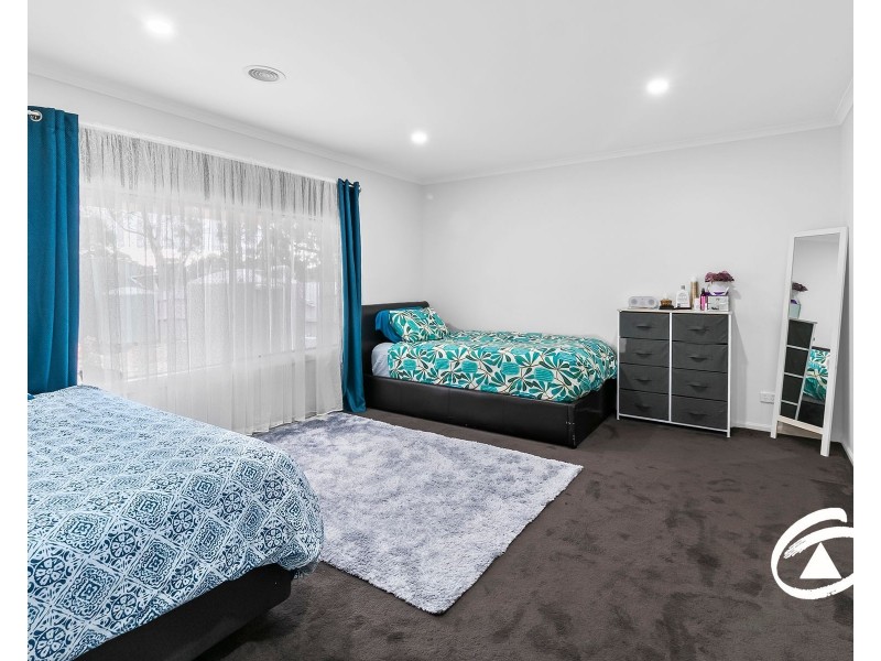 22 Beethoven Drive, Narre Warren South VIC 3805