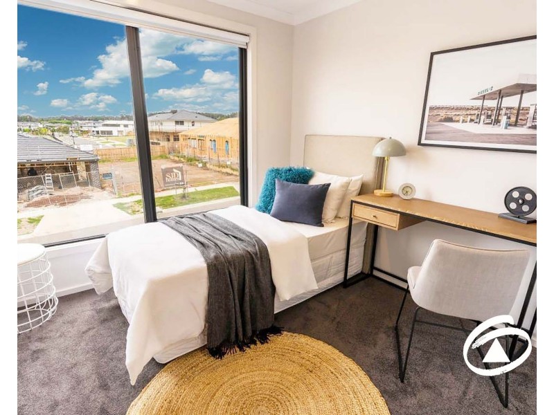 34 Mortlake Drive, Officer South VIC 3809