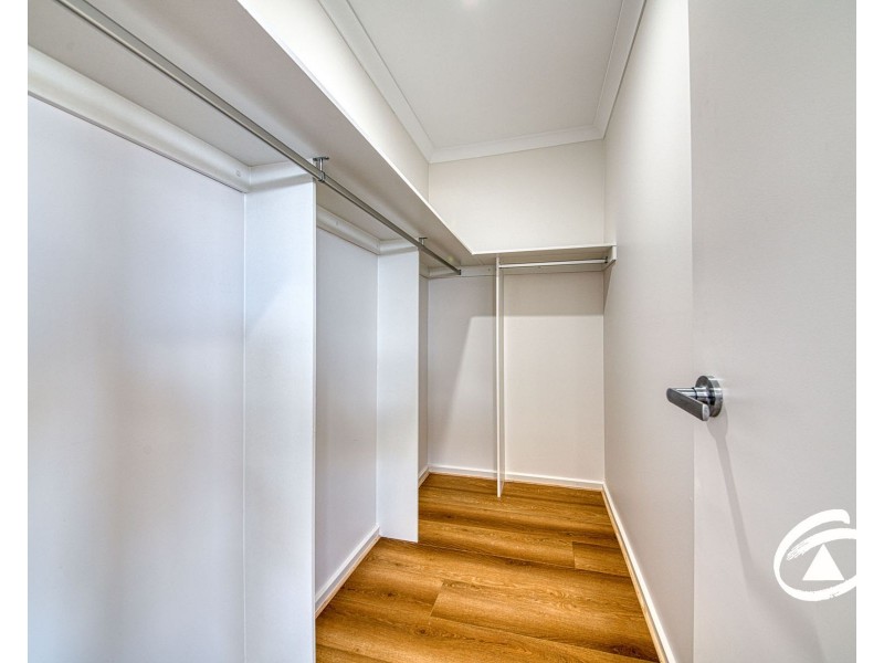 9 Pesaro Street, Clyde VIC 3978