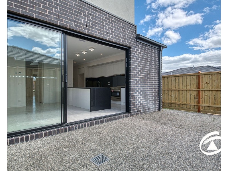 9 Pesaro Street, Clyde VIC 3978