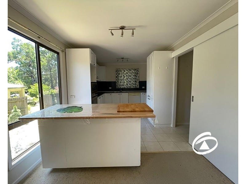 2/605 ONeil Road, Beaconsfield Upper VIC 3808
