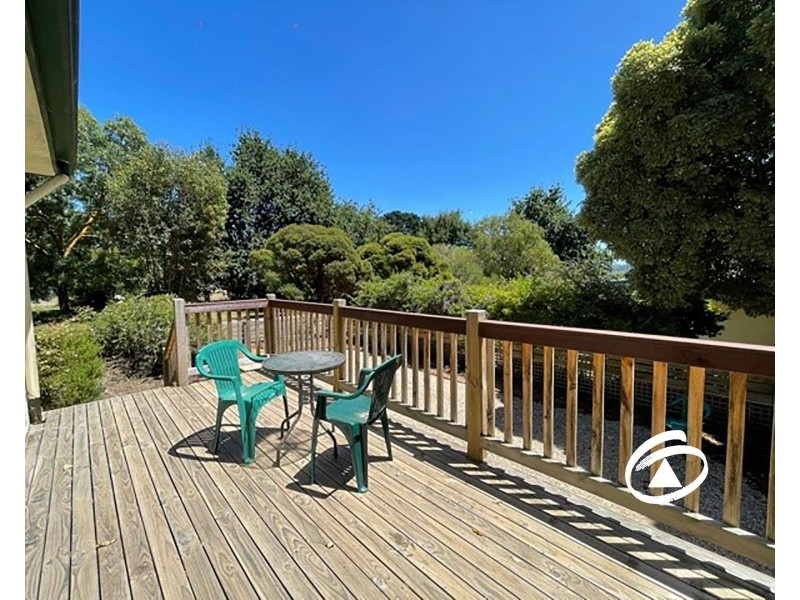 2/605 ONeil Road, Beaconsfield Upper VIC 3808