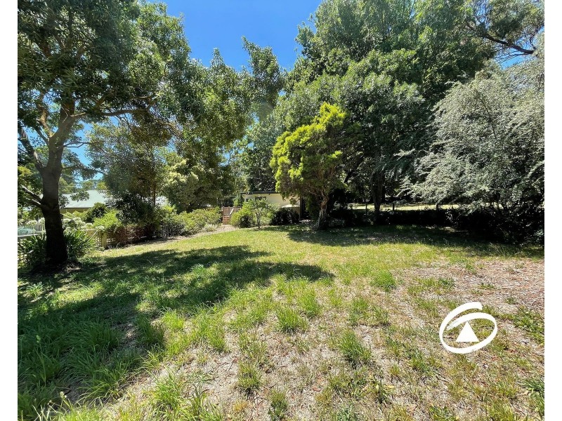 2/605 ONeil Road, Beaconsfield Upper VIC 3808