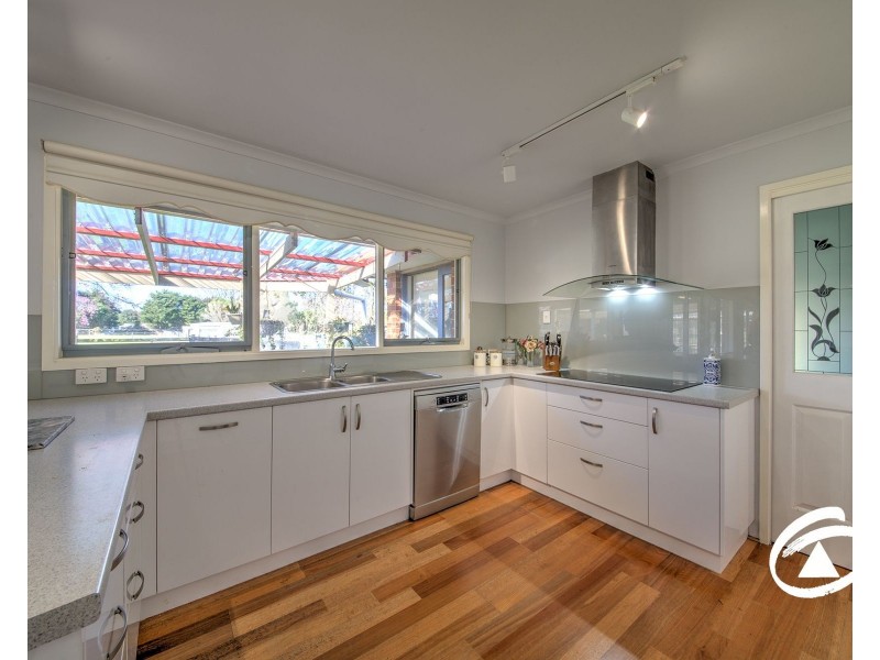 16 Latta Road, Nar Nar Goon VIC 3812