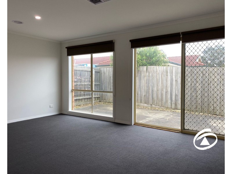 8 Brodie Mews, Beaconsfield VIC 3807