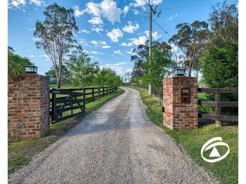 104 Foott Road, Beaconsfield Upper VIC 3808