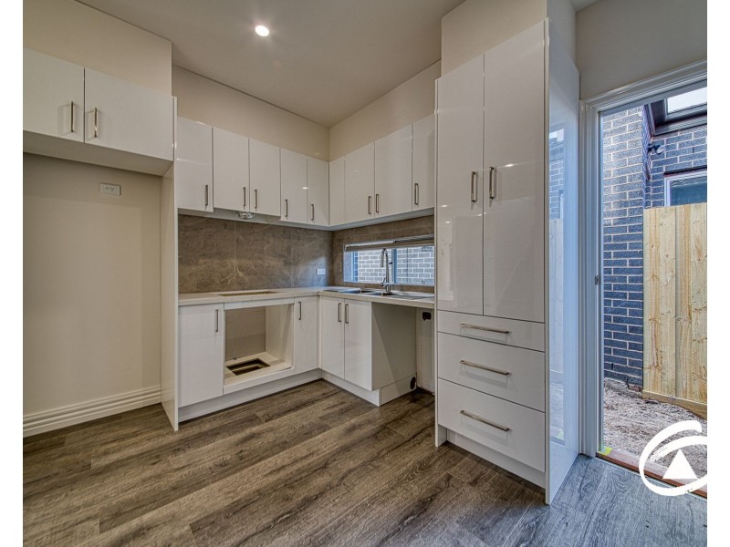 1/1 Currawong Street, Keysborough VIC 3173