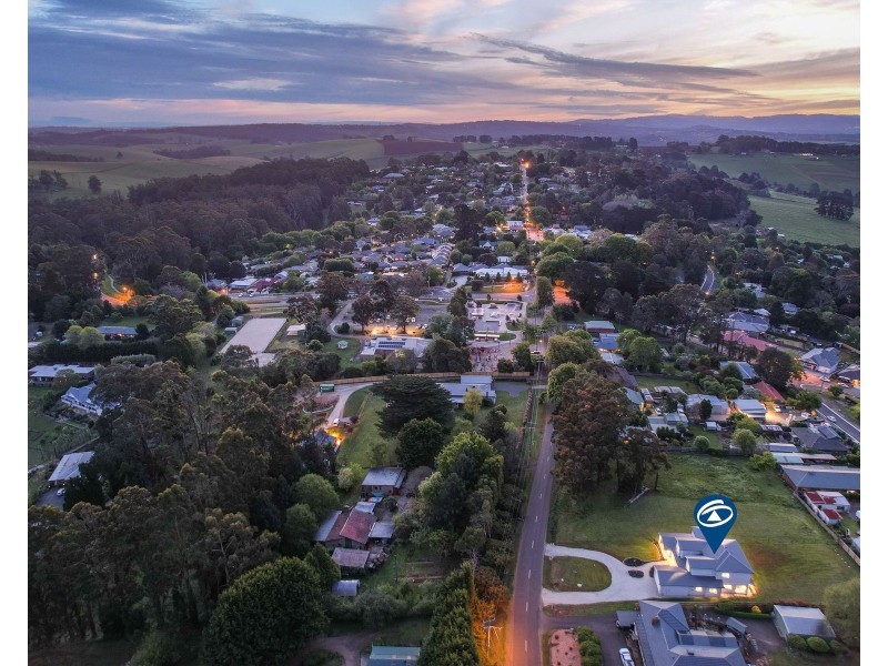 18 Beenak East Road, Gembrook VIC 3783