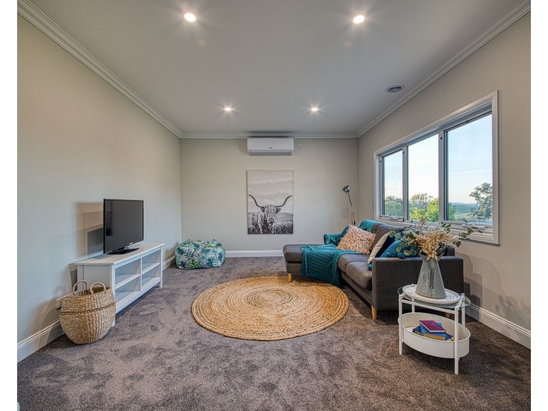 18 Beenak East Road, Gembrook VIC 3783