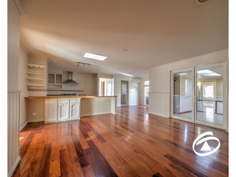 54 Beethoven Drive, Narre Warren South VIC 3805