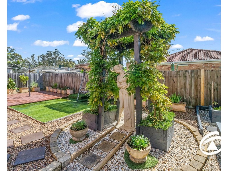 20 The Retreat, Hampton Park VIC 3976