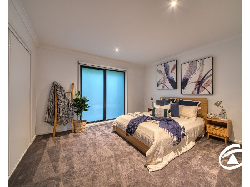 21 Willowdene Way, Berwick VIC 3806
