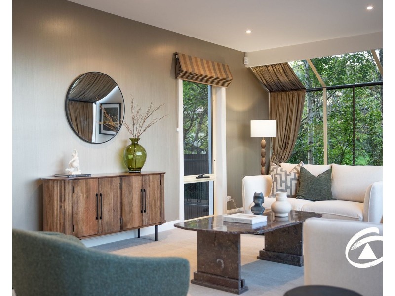 6 McKay Close, Berwick VIC 3806