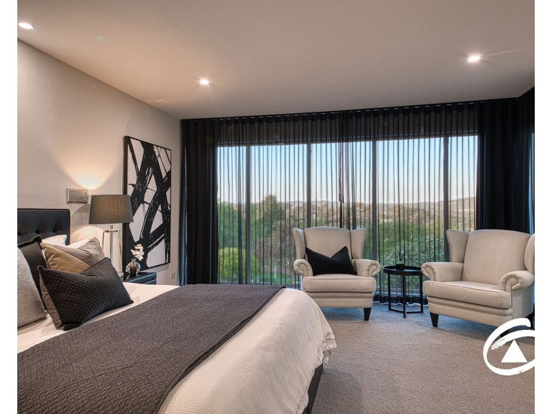 6 McKay Close, Berwick VIC 3806