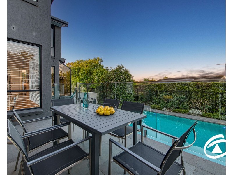 6 McKay Close, Berwick VIC 3806