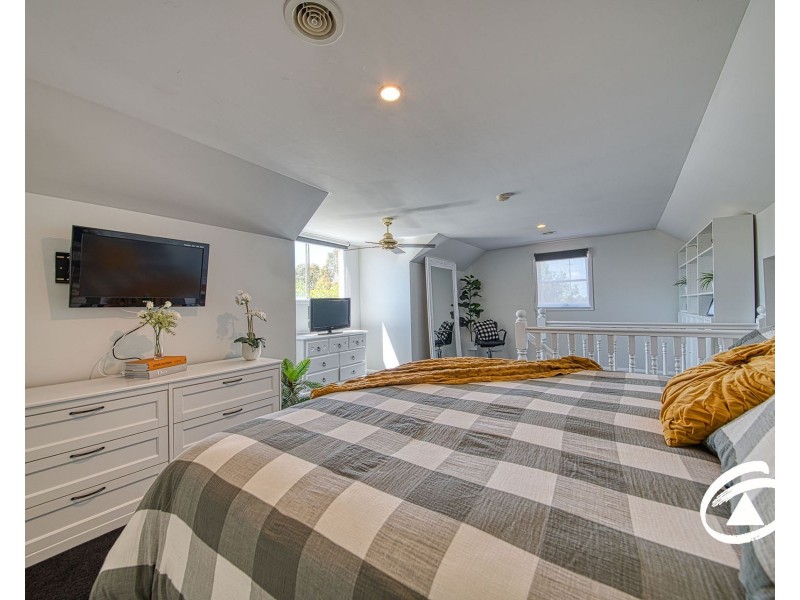 19 Ashmore Avenue, Narre Warren South VIC 3805