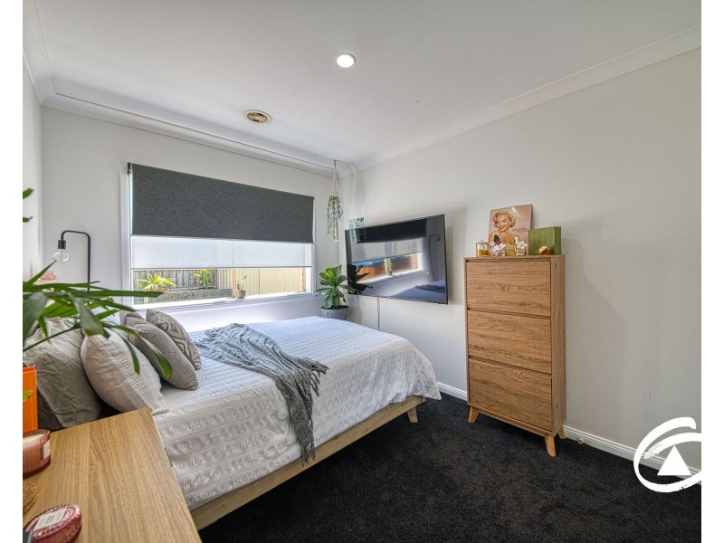 19 Ashmore Avenue, Narre Warren South VIC 3805