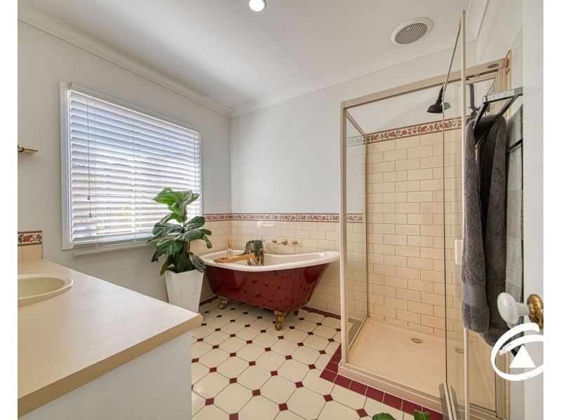 19 Ashmore Avenue, Narre Warren South VIC 3805