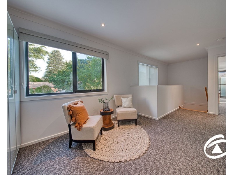 43 Willowdene Way, Berwick VIC 3806