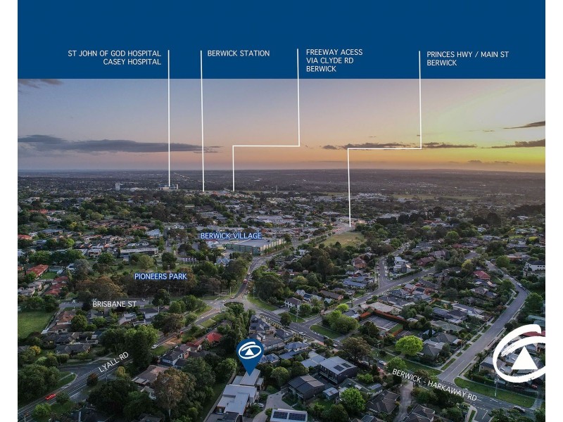 43 Willowdene Way, Berwick VIC 3806