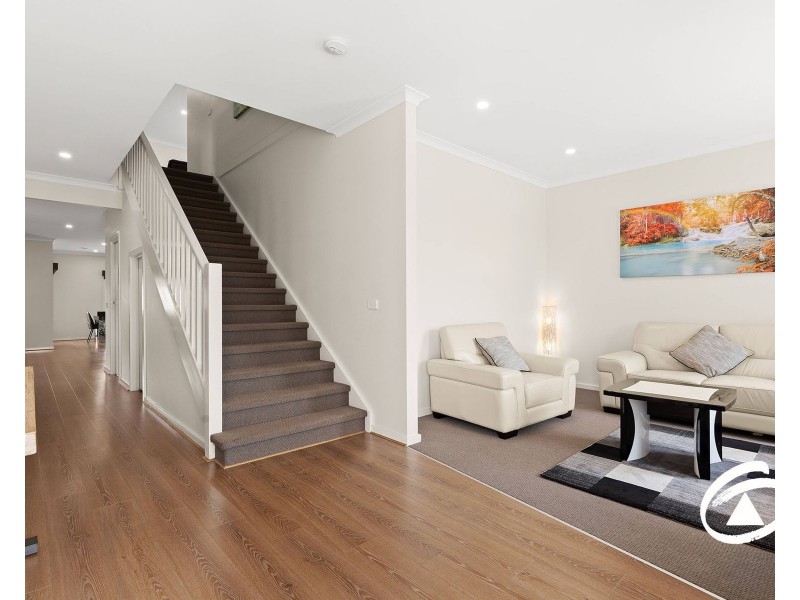 72 Castillo Avenue, Clyde North VIC 3978