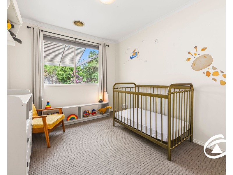 16 Warrenwood Place, Narre Warren VIC 3805