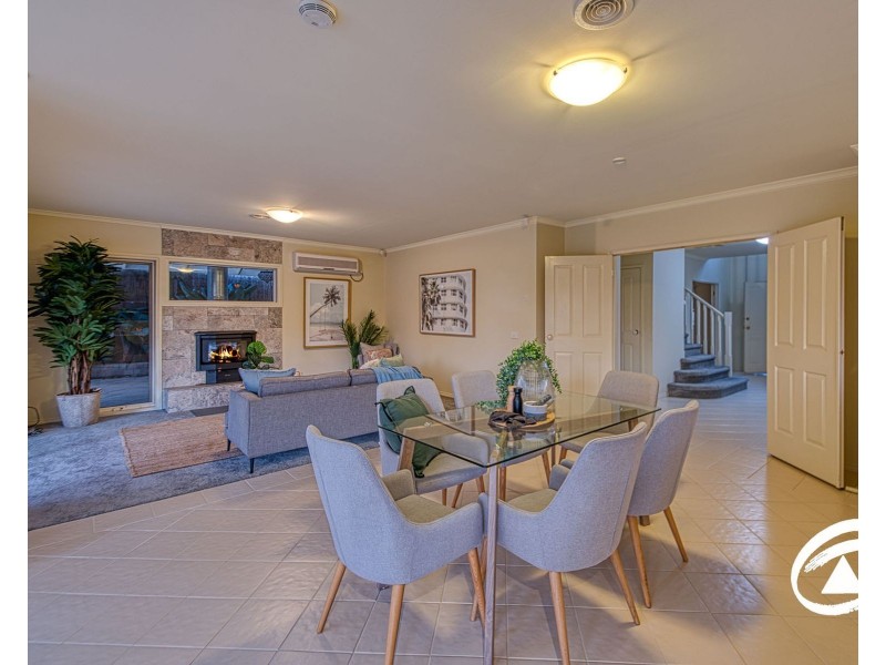 5 McCubbin Way, Berwick VIC 3806