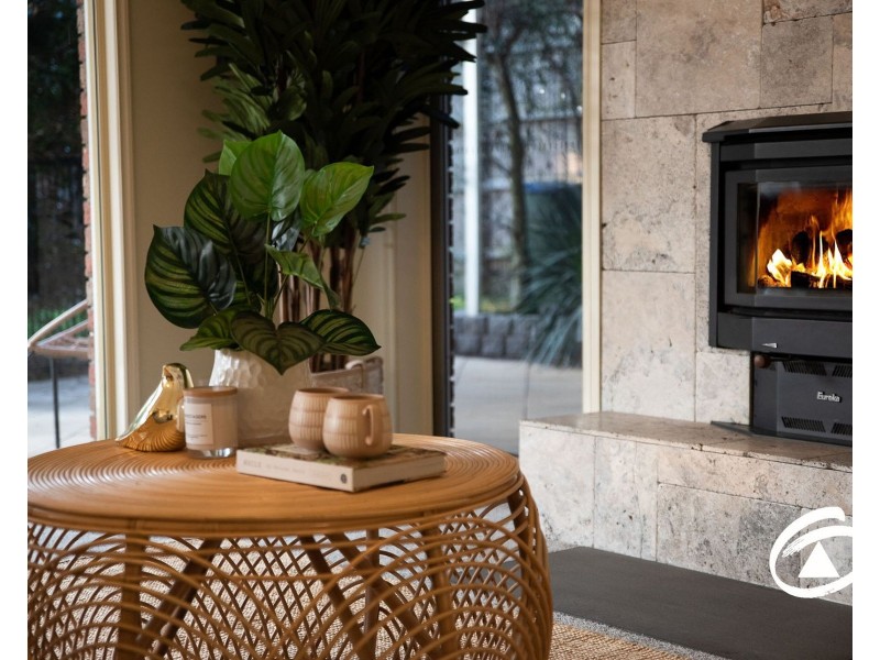 5 McCubbin Way, Berwick VIC 3806