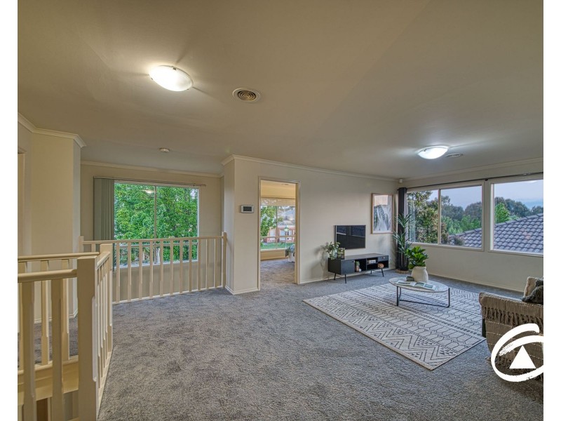 5 McCubbin Way, Berwick VIC 3806